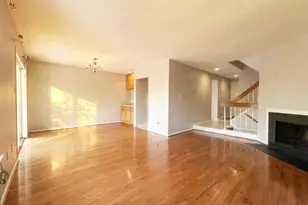 1103 Wildpark Ave, Gaithersburg, MD 20879 - Photo 3