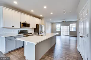 14263 Travilah Rd, Rockville, MD 20850 - Photo 11