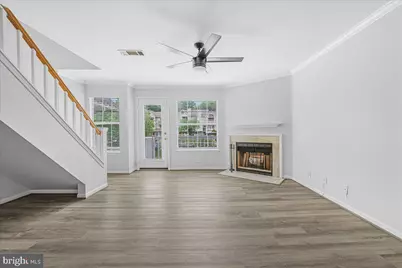5820 Inman Park Circle #220, Rockville, MD 20852 - Photo 7