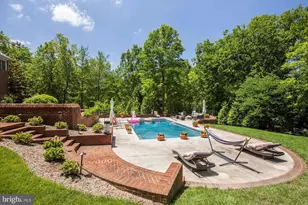9909 Avenel Farm Dr, Potomac, MD 20854 - Photo 25