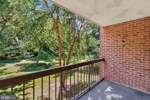 5809 Edson Ln, North Bethesda, MD 20852 - Photo 7