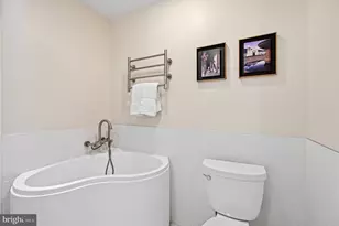12101 Gatewater Dr, Potomac, MD 20854 - Photo 39