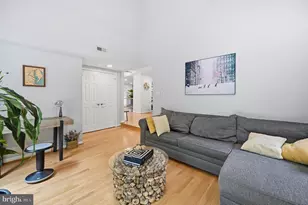 12101 Gatewater Dr, Potomac, MD 20854 - Photo 25