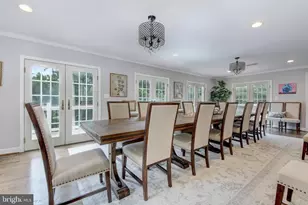 8232 Kerry Ct, Chevy Chase, MD 20815 - Photo 9