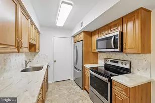 20241 Shipley Terrace, Germantown, MD 20874 - Photo 7