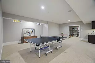 6941 Winterberry Ln, Bethesda, MD 20817 - Photo 31