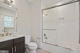 6941 Winterberry Ln, Bethesda, MD 20817 - Photo 25