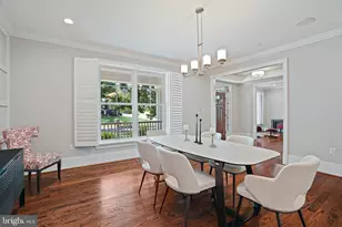 6941 Winterberry Ln, Bethesda, MD 20817 - Photo 3