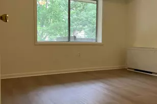 10300 Westlake Dr, Bethesda, MD 20817 - Photo 9