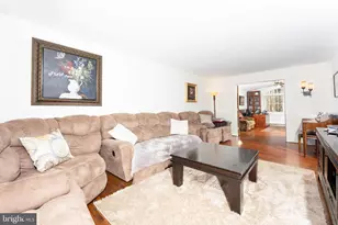 9129 Wandering Trail Dr, Potomac, MD 20854 - Photo 17
