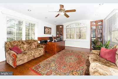 9129 Wandering Trail Drive, Potomac, MD 20854 - Photo 11