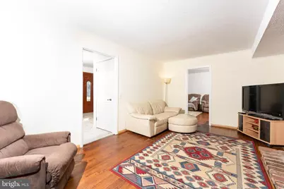 9129 Wandering Trail Drive, Potomac, MD 20854 - Photo 9