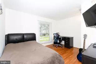9129 Wandering Trail Dr, Potomac, MD 20854 - Photo 31