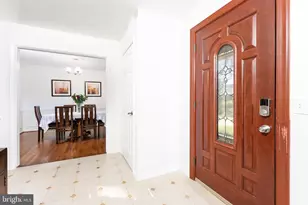 9129 Wandering Trail Dr, Potomac, MD 20854 - Photo 39