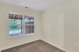 13002 Woodcutter Cir, Germantown, MD 20876 - Photo 11