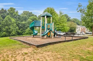 13002 Woodcutter Cir, Germantown, MD 20876 - Photo 41