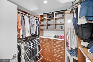6820 Wisconsin Ave, Bethesda, MD 20815 - Photo 13