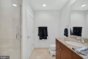6820 Wisconsin Ave, Bethesda, MD 20815 - Photo 17