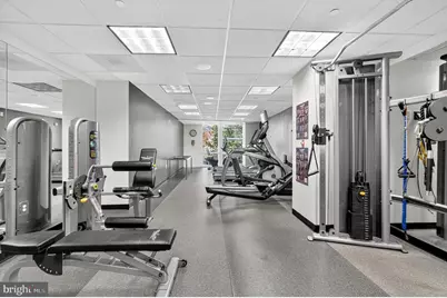 6820 Wisconsin Avenue #4006, Bethesda, MD 20815 - Photo 23