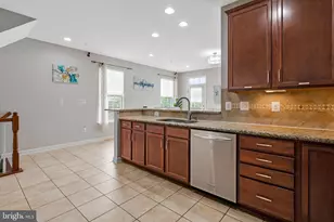 11718 Leesborough Cir, Silver Spring, MD 20902 - Photo 15