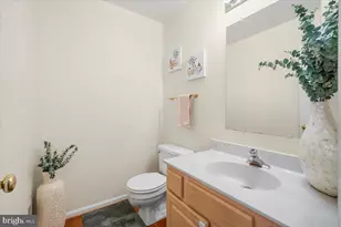 7117 Copperwood Ct, Rockville, MD 20855 - Photo 23