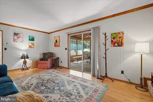 7117 Copperwood Ct, Rockville, MD 20855 - Photo 17