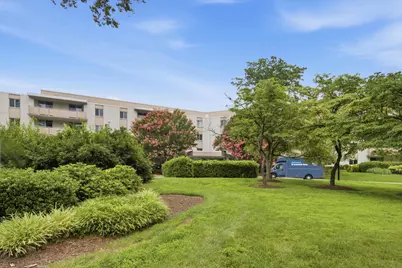 7501 Democracy Boulevard #339, Bethesda, MD 20817 - Photo 7