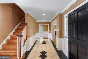 7416 Royal Dominion Dr, Bethesda, MD 20817 - Photo 5