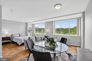 10401 Grosvenor Pl, Rockville, MD 20852 - Photo 3