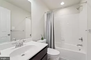 13706 Petrel St, Clarksburg, MD 20871 - Photo 31