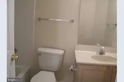 225 Deer Meadow Lane, Rockville, MD 20850 - Photo 13