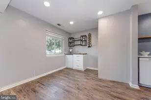 18714 Walkers Choice Rd, Montgomery Village, MD 20877 - Photo 5