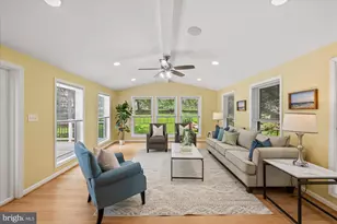 11209 Maine Cove Dr, North Potomac, MD 20878 - Photo 3