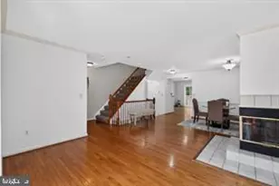 10 Augustine Ct, Gaithersburg, MD 20879 - Photo 5