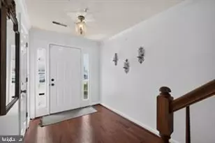 10 Augustine Ct, Gaithersburg, MD 20879 - Photo 1