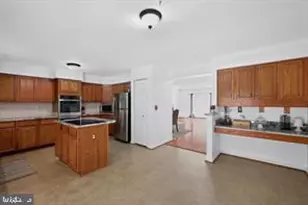 10 Augustine Ct, Gaithersburg, MD 20879 - Photo 9