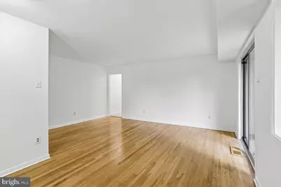 10518 Weymouth Street #102, Bethesda, MD 20814 - Photo 7