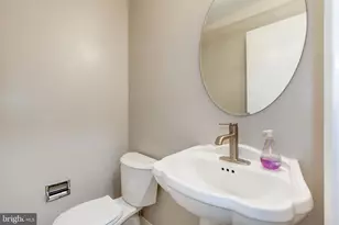 8736 Falls Chapel Way, Potomac, MD 20854 - Photo 31