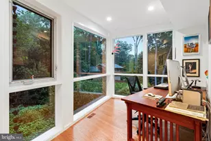 8004 Park Overlook Dr, Bethesda, MD 20817 - Photo 39