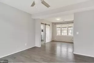 214 Hart Mews, Gaithersburg, MD 20878 - Photo 17