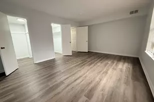 784 Quince Orchard Blvd, Gaithersburg, MD 20878 - Photo 17