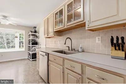 24312 Log House Road, Gaithersburg, MD 20882 - Photo 11