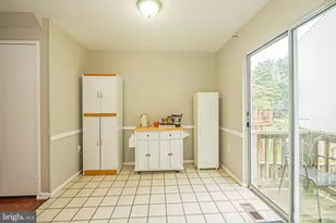 19106 Cherry Bend Dr, Germantown, MD 20874 - Photo 11