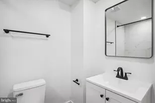 8648 Watershed Ct, Gaithersburg, MD 20877 - Photo 17