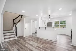8648 Watershed Ct, Gaithersburg, MD 20877 - Photo 9