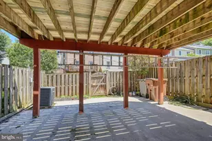 214 Pender Pl, Rockville, MD 20850 - Photo 39