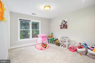 9304 Wildoak Dr, Bethesda, MD 20814 - Photo 31