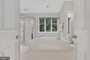 12815 Doe Ln, Darnestown, MD 20878 - Photo 37