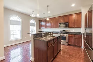 513 Girard St, Gaithersburg, MD 20877 - Photo 3