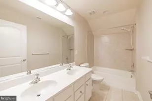 513 Girard St, Gaithersburg, MD 20877 - Photo 21